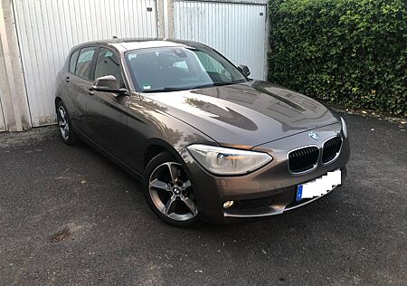 BMW 116d 4/5 Türen,Navi,Xenon,Schiebedach,Tüv Neu