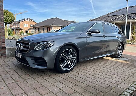 Mercedes-Benz E 220 E220d AMG 7 sitze Vollausstattung