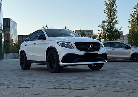 Mercedes-Benz GLE 350 d 4MATIC AMG Paket
