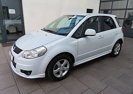 Suzuki SX4 1.6 VVT 2WD Comfort Streetline City Keyless