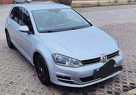 VW Golf Volkswagen 1.6 TDI Bluemotion Allstar gebraucht