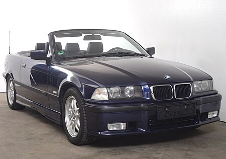 BMW 320i Cabrio
