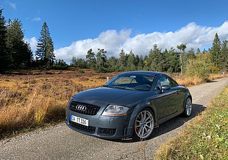 Audi TT Coupe 3.2 DSG quattro -