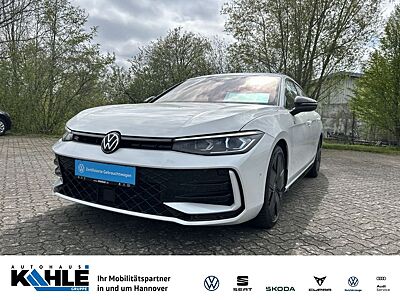Volkswagen Passat Variant 2.0 TDI DSG R-line CarPlay Pano
