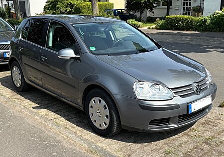 VW Golf Volkswagen 1.6 FSI Trendline Automatik Trendline