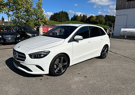 Mercedes-Benz B 180 d DCT***Navi*Kamera*Led*MBeam*Alu***