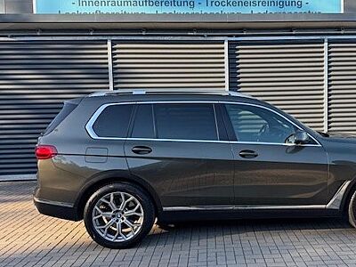 BMW X7 xDrive40d -Panorama, HUD, Laser, Night Vision