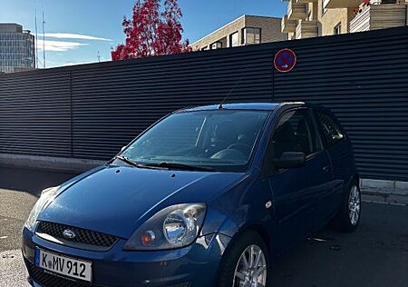 Ford Fiesta 1.3 44 kW Ambiente Ambiente