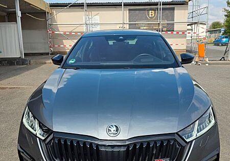Skoda Octavia RS 2.0 TDI + 2 Jahre Garantie