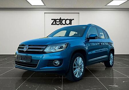 VW Tiguan Volkswagen 4x4 NAVI ALCANTARA XENON KAMERA STNDHZNG