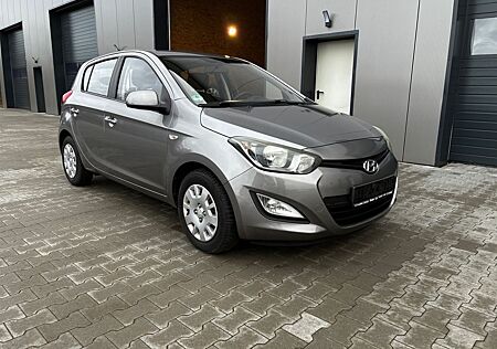 Hyundai i20 Star Edition Klima Tüv Neu 5-Tür Scheckheft