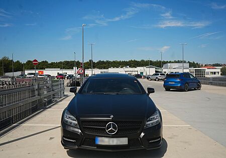 Mercedes-Benz CLS 500 4MATIC V8 AMG SPORTPAKET