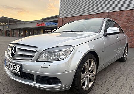 Mercedes-Benz 190 180 AVANTGARDE/ Automatik/Xenon/ Mod.2009