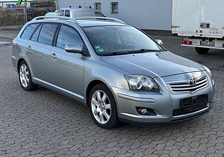 Toyota Avensis Exe 2.4 120kW Automatik - Leder - Xenon