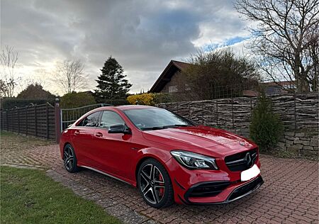 Mercedes-Benz CLA 45 AMG SPEEDSHIFT DCT 4MATIC AMG