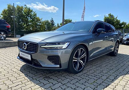 Volvo V60 T6 AWD R-Design Recharge Plug-In Hybrid