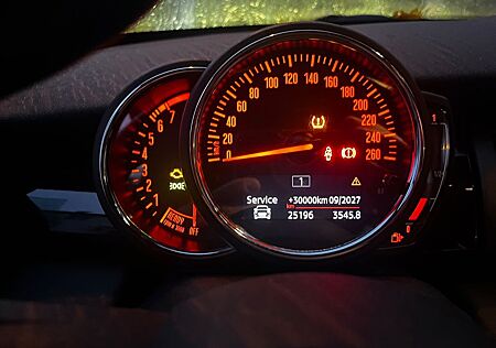 Mini ONE 102 PS chili - LED TOP Unfallfrei