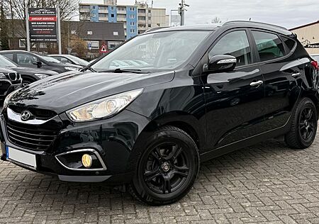 Hyundai ix35 Premium AWD R.CAM PDC MFL TEMPOMAT T.LEDER