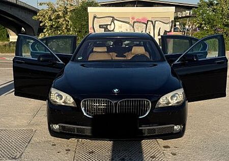 BMW 750i -