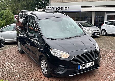 Ford Tourneo Courier Titanium Kamera, Navi