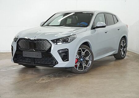 BMW iX2 20" M LMR | M Sportpaket pro | Aktivsitz für