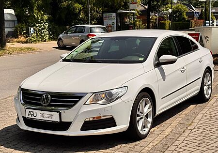 VW Passat Volkswagen CC . DSG. PDC. Leder. NAVI