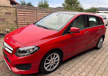 Mercedes-Benz B 220 d 4MATIC DCT Urban Urban