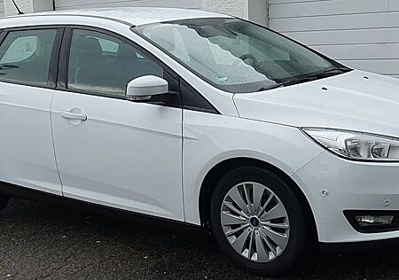 Ford Focus 1.0 EcoBoost "Business" NAVI KLIMA PDC