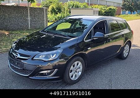 Opel Astra J Sports Tourer Exklusiv