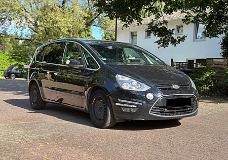 Ford S-Max 2.0 TDCi Titanium Automatik/Leder/Panorama
