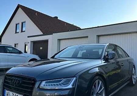 Audi S8 4.0 TFSI plus