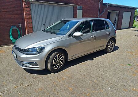 VW Golf Volkswagen 1.4 TSI 92kW Sound