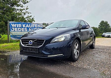 Volvo V40 D3 Kinetic BI Xenon Scheckheft