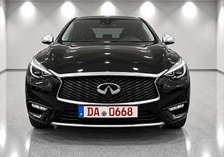 Infiniti Q30 1.6