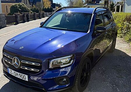 Mercedes-Benz GLB 200 d 4MATIC DCT - Night - 7 Sitze