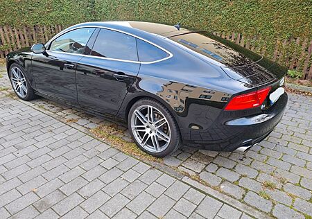 Audi A7 2.8 FSI Sportback Automatik 8 Räder 204 PS