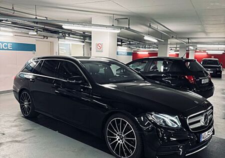 Mercedes-Benz E 200 E 200d T AMG Line Autom./ Ambiente/ Kamera