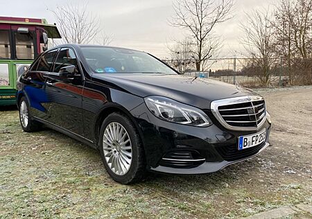 Mercedes-Benz E 250 BlueTEC 4MATIC ELEGANCE Autom. ELEGANCE