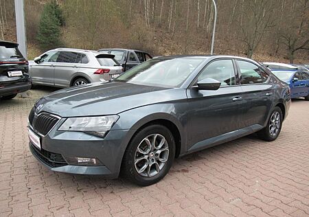 Skoda Superb 1.4 TSI*DSG*Klimaauto*Sitzhzg*PDC