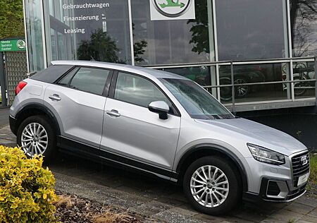 Audi Q2 30 TFSI design AHK Navi ACC PDC DAB