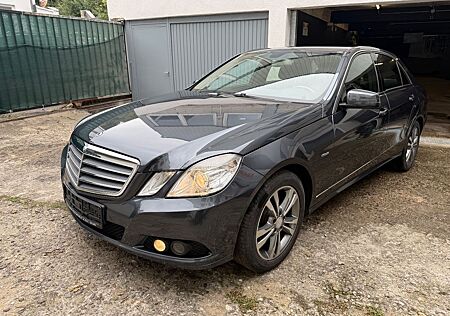 Mercedes-Benz E 200 CDI BlueEFFICIENCY ELEGANCE ELEGANCE