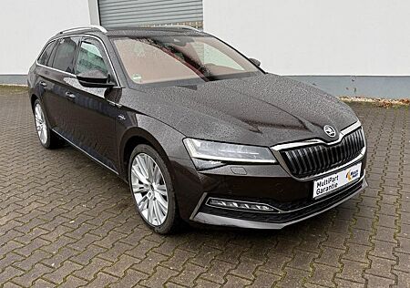 Skoda Superb Combi L&K iV*Vollausstattung*