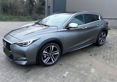 Infiniti Q30 2.2d S AWD"SPORT-PREMIUM"PANO/LED/XENON"