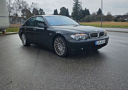 BMW 745i A - Top geflegt !!!