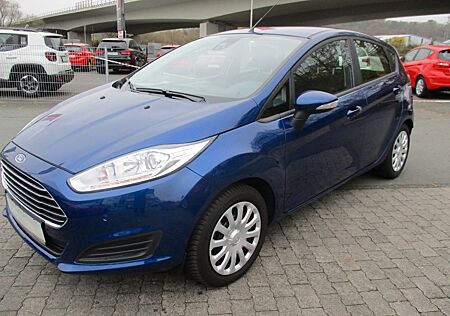 Ford Fiesta Automatik PDC Klima AHK Scheckheft