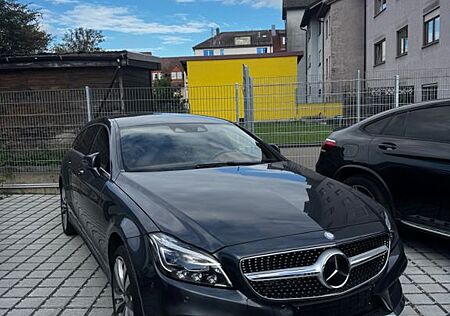 Mercedes-Benz CLS 500 Shooting Brake Facelift 1. Hand Mwst.