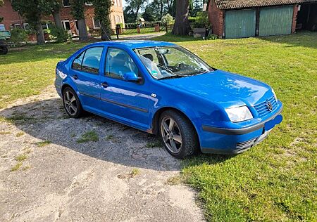 VW Bora Volkswagen 2.0 Basis Basis