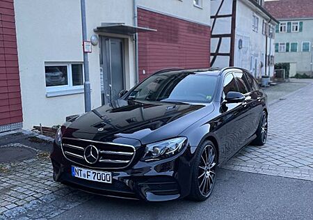 Mercedes-Benz E 220 d 4MATIC | Vollausstattung | sehr gepflegt