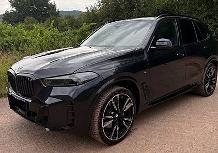 BMW X5 xDrive40i-M SPORT 22 SKY B&W SOUND AHK STDHZ
