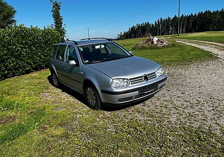 VW Golf Volkswagen 1.4 Variant TÜV 03/27